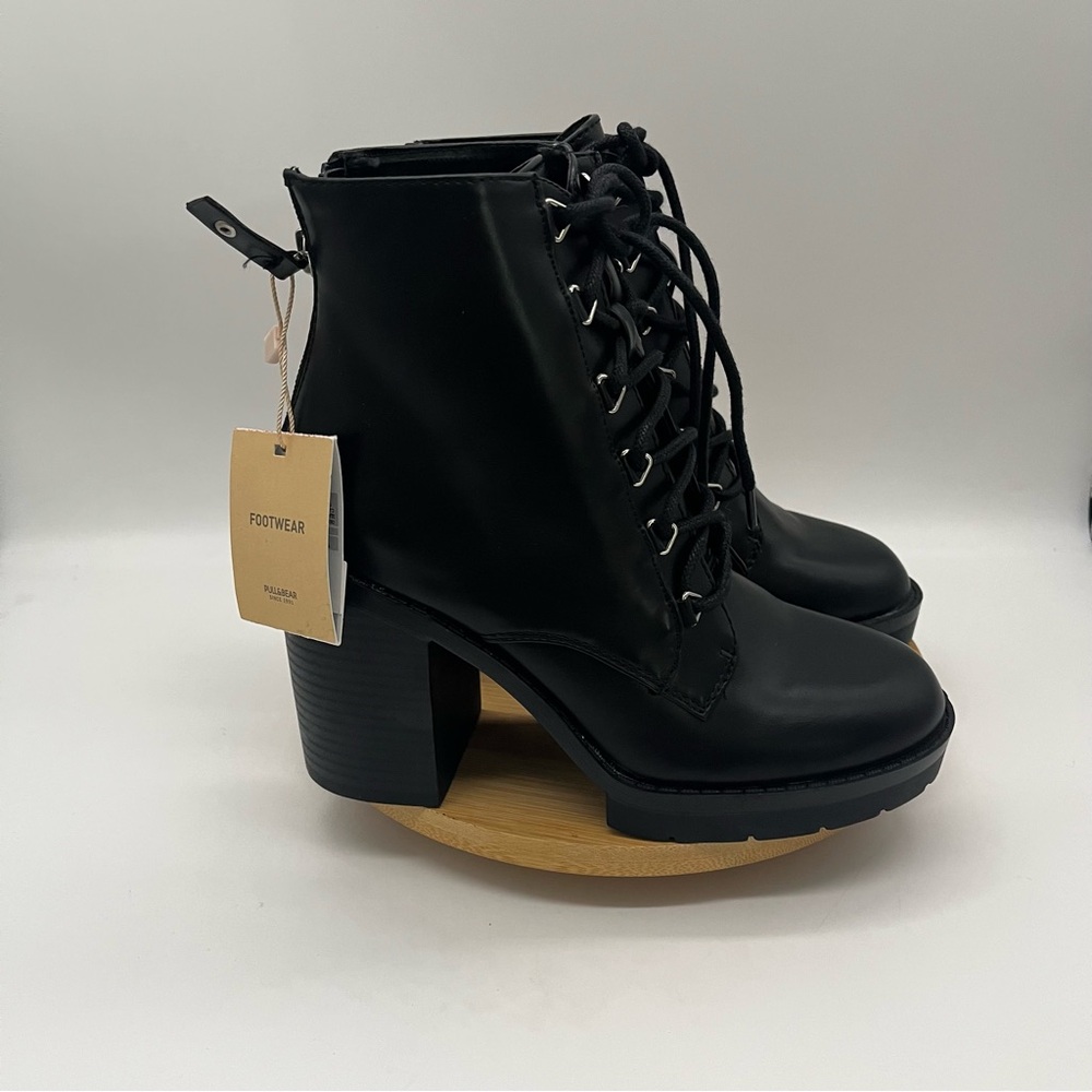 Pull & Bear lace-up ankle boot with a block heel Size 6 (EUR 36)
